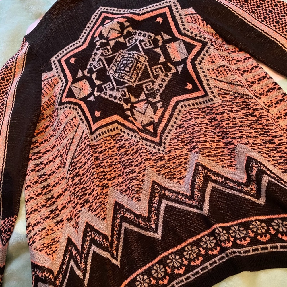 Cardigan - Picture 4 of 4